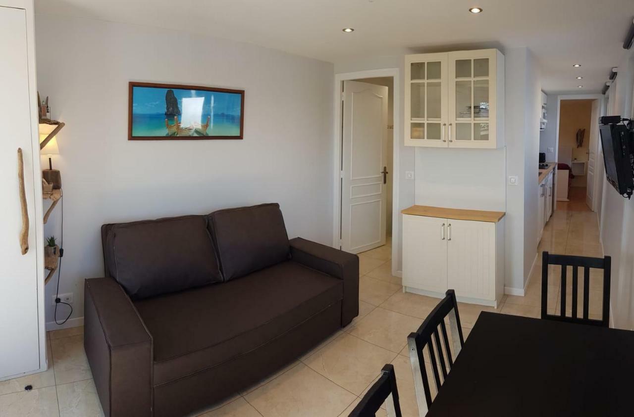 Maisonnette Bois Flottes Salles  Dış mekan fotoğraf